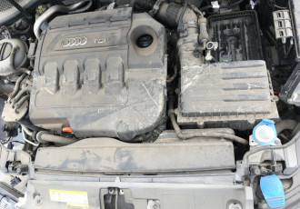 Audi A3 Sportback 2013 2.0 TDI cod motor: CRB km: 140000