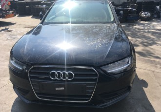 Dezmembrez : Audi A4 B8 COMBI QUATTRO An 2013 Motor 2.0 TDI 198.000 Km