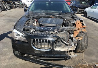 DEZMEMBREZ ; BMW Seria 7/ F02 LONG 3.0 D F01 AN- 2011 