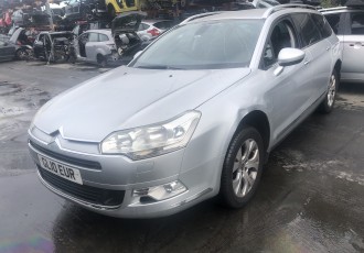 Dezmembrez  CITROEN C5 2010