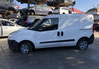 Dezmembrez Fiat Doblo 242830 Km 1.3 Diesel An 2011