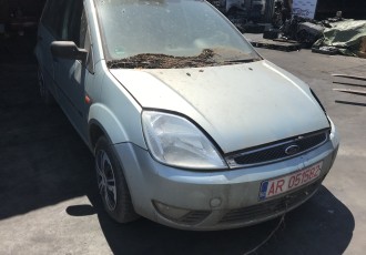 Dezmembrez : Ford Fiesta Hatchback 5 usi An Fabricatie 2003 Motor 1.4 Benzina 