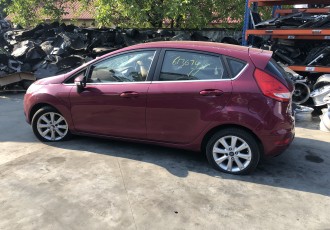 Dezmembrez : Ford Fiesta Hatchback An Fabricatie 2008 Motor 1.4 Benzina 223123 Km