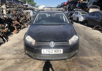 DEZMEMBREZ GOLF 6 1,4 2012