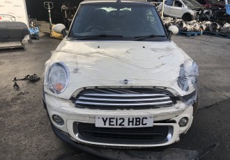 Dezmembrez : Mini Cooper CABRIO ONE - Motor 1.6 Benzina An 2012 - 165.000 Km