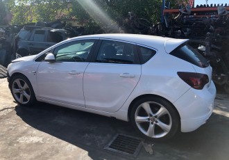 DEZMEMBREZ OPEL ASTRA 2012