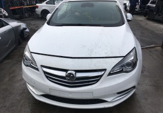 DEZMEMBREZ; OPEL CASCADA CABRIO 2.0D ;AN-2015; KM-140.000