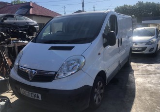 DEZMEMBREZ OPEL VIVARO 2,0 2007