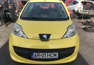 Dezmembrez : Peugeot 107 Hatchback 3 usi 1.0 benzina An Fabricatie 2007 104.000km