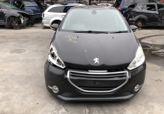 Dezmembrez :  Peugeot 208 Cutie Manuala - 141233 Km 1.6 HDI An Fabricatie 2014