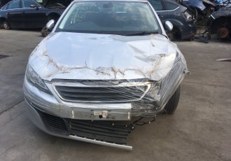 DEZMEMBREZ ;; Peugeot 308 ACTIVE HATCHBACK AN- 2015, 1.6 HDI, 158.000 KM