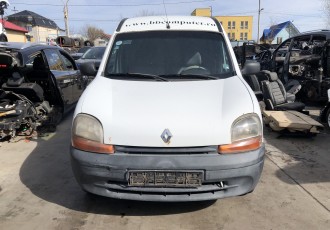 Dezmembrez : Renault Kangoo An 2002 Motor 1.9 Dci Diesel 256138 Km