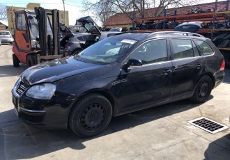 Dezmembrez Vw Golf 5 Combi Motor 1.9 TDI - BLS An Fabricatie 2009 - 224300 Km 