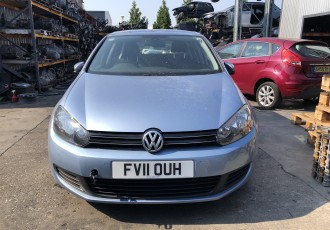 Dezmembrez : Vw Golf 6 Hatchback Cutie Automata Motor  CAY 1.6 TDI  An Fabricatie 2011 - 211221 KM