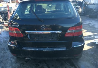 Mercedes B-class 2010 1.7 benzina cod motor: M 266.940