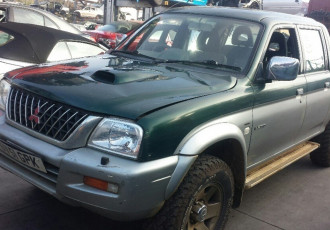 Mitsubishi L200 2003 2.5 diesel