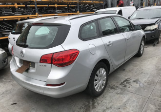 Opel Astra J combi 1,7 cdti 2013