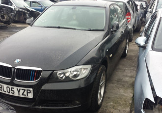 Piese din dezmembrari BMW E90 an:2006 negru 2.0 benzina