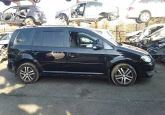 Piese din dezmembrari Vw touran an 2008 negru 1.9 tdi bxe 