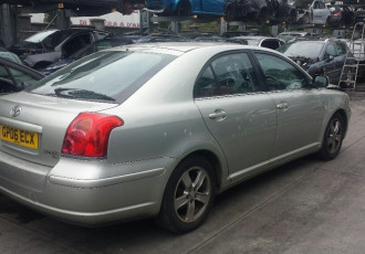 Toyota Avensis 1.8 benzina 2005