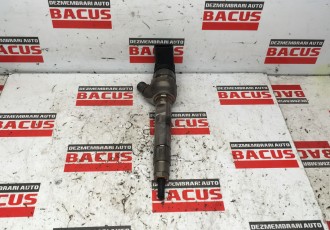 0445110818 13538579234 Bosch Injector BMW F40 F45 F44F46 F48 F90 F39 F97 MINI F54 F60 2.0