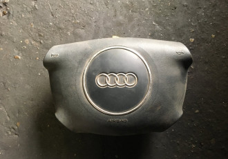 Airbag volan Audi A3 cod: 8p0880201d