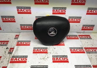 Airbag volan Skoda Octavia 3 cod: 5e0880201