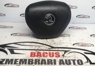 Airbag volan Skoda Octavia 3 cod: 5e0880201