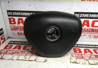 Airbag volan Skoda Octavia 3 cod: 5e0880201