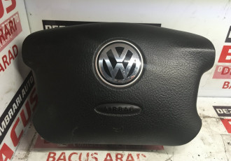 Airbag volan VW Passat B5 cod: 3b0880201am