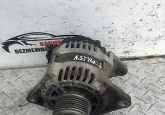 Alternator Opel Astra J cod: 13500186