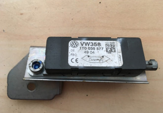 Amplificator antena VW Touran cod 1T0035577