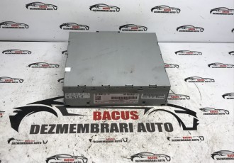 Amplificator HARMAN BECHER Audi A4 B8 / Audi A5 8T / A6 C6 An 2007-2015 cod-   4F0035053B 