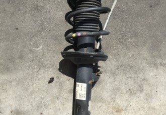 Arc + Amortizor Stanga Fata VW Passat B8  COD 3Q0413031AM