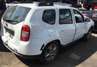ARIPA DR SPATE Dacia Duster LAUREAT 4X2 Suv An 2016 Motor 1.5 Dci Diesel Km- 145.000