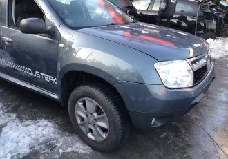 Aripa dreapta fata Dacia Duster 1 AMBIANCE Suv 4*2 An 2013 Motor 1.5 Dci Diesel