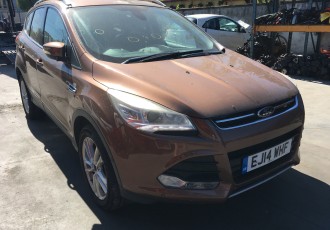 Aripa dreapta fata Ford Kuga Titanium 4X4 2.0 TDCI an-2014