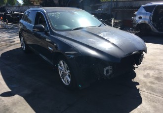 ARIPA DREAPTA FATA Jaguar XF LUXURY COMBI Cutie Automata Motor 2.2 Diesel An 2014 