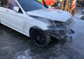 Aripa dreapta fata Mercedes C250 Bluetec 7G-Tronic AMG W205 Cutie Automata 2.2 Diesel An 2014