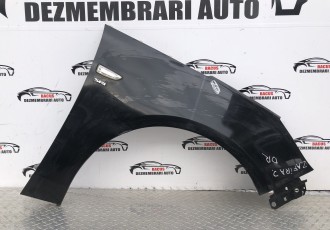 Aripa dreapta fata Opel Zafira C 2015 monovolum cu mic defect