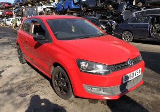 Aripa dreapta fata Vw Polo 6R 3 Usi Cutie Manuala Motor 1.2 benzina Tip Motor CGP An 2010