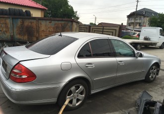 Aripa dreapta spate Mercedes E Class E280CDI Limuzina W211 an- 2005 Blueefficiency	