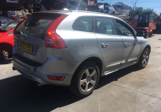 ARIPA DREAPTA SPATE VOLVO XC-60 SUV ;2.4 DIESEL; AN-2012 CUTIE MANUALA