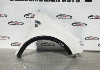 Aripa fata dreapta Skoda Fabia 2 model Monte Carlo 2006-2010	