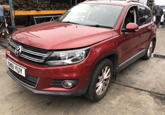 Aripa fata stanga Vw Tiguan Facelift An Fabricatie 2012 Motor 2.0 TDI