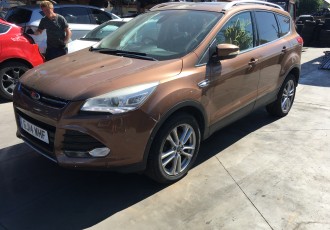 Aripa stanga fata Ford Kuga Titanium 4X4 2.0 TDCI an-2014