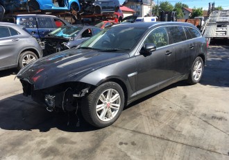 ARIPA STANGA FATA Jaguar XF LUXURY COMBI Cutie Automata Motor 2.2 Diesel An 2014 