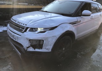 Aripa stanga fata LAND Rover EVOQUE An 2017 Motor 2.0 Diesel 105.000 KM 4X2 / 204DT