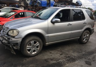 ARIPA STANGA FATA MERCEDES ML W163 AN- 2004 MOTOR- 2.7 CDI 
