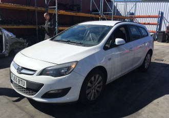 ARIPA STANGA FATA Opel Astra J ECOFLEX COMBI Motor 1.6 CDTI An Fabricatie 2015 